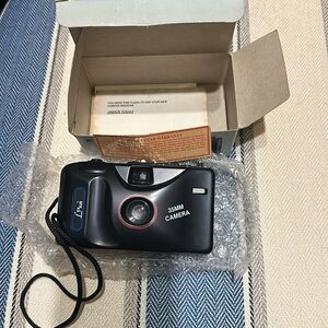 Vintage Black Lexxus 35MM Film Camera Focus Free w Paperwork and Box